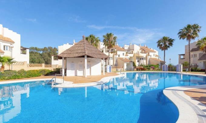 Benalmadena Apartment | Apartment "Arenal Golf Holidays" with Pool, Wi-Fi, A/C & Terrace