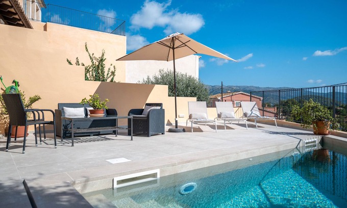 Campanet House | Apartment 'Can Vidal' with Sea Views, Wi-Fi and Air Conditioning