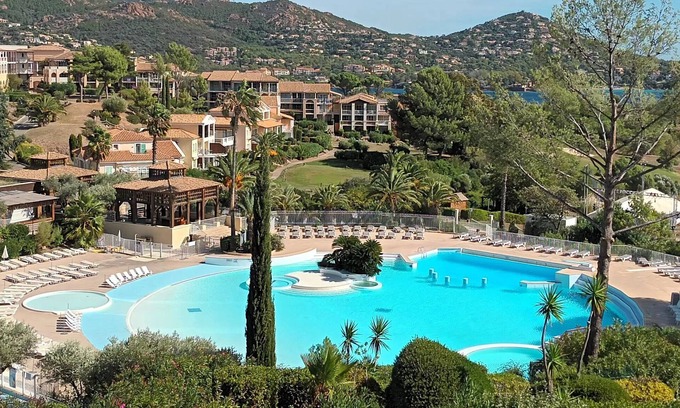 Cap Esterel Resort | Apartment cap Estérel 4/5 persons sea view, Estérel and swimming pools in Agay
