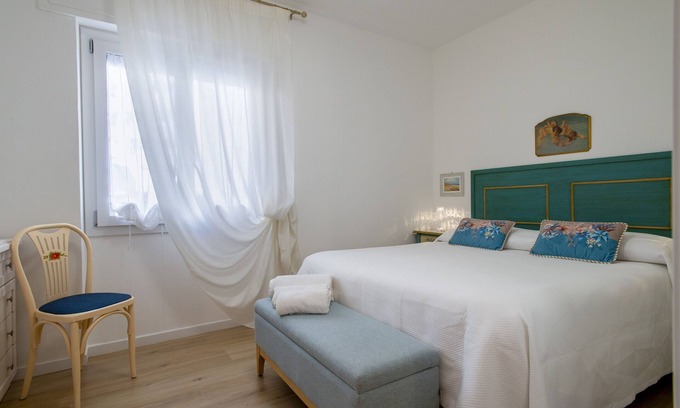 Pivarada Apartment | Apartment 'Casa Cordemar Alghero' with Private Terrace, Wi-Fi and Air Conditioning