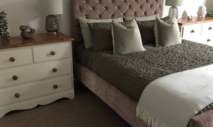 Lincoln Apartment | Apartment-Ensuite with Shower-City view-3 Bed