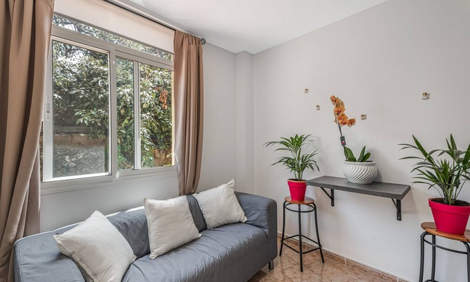 Tazacorte Apartment | Apartment 'Estudio Rebe' with Wi-Fi