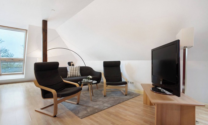 Muritz Apartment | Apartment 'Gutsherr 13' with Shared Garden and Wi-Fi