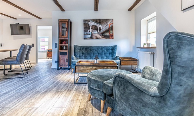 Flensburg Apartment | Apartment Hamburg / Comfortable apartment with 3 bedrooms on the 1st floor