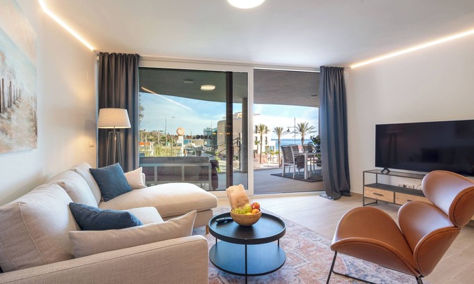 Fuengirola Apartment | "Apartment Higueron Wave 1" with Sea View, Pool, Wi-Fi & Terrace