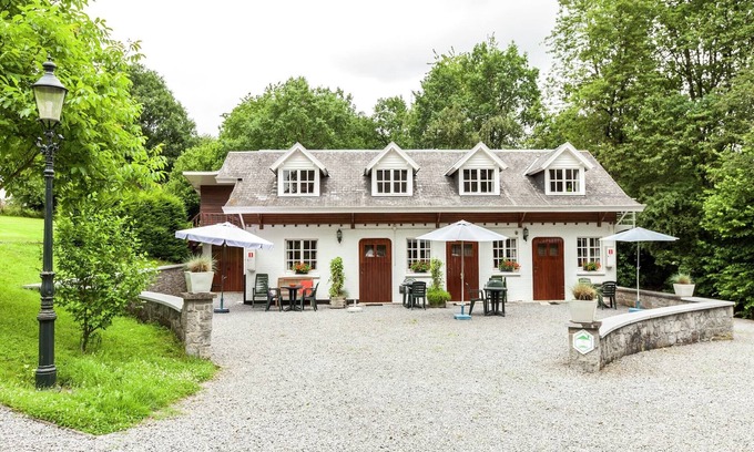 Durbuy Apartment | Apartment in Ardennes near River Ourthe