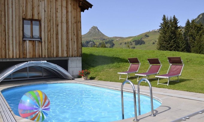 Damuels House | Apartment in Damüls near Hiking Trails