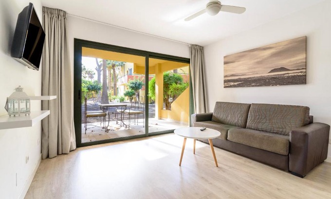 Corralejo Apartment | Apartment in resort