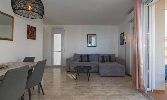 Santa Margarida Apartment | Apartment in Roses near Playa Santa Margarita