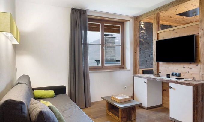 Carezza Apartment | Apartment "Angerle Alm Apt Similde B" with Private Terrace, Shared Garden & Wi-Fi