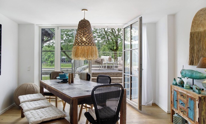 Bad Toelz Apartment | Apartment 'Lieblingsplatz' with Mountain View, Private Terrace and Wi-Fi