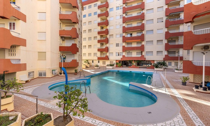 Calahonda Apartment | Apartment 'Maravillosa Cala' with Sea View, Shared Pool and Wi-Fi
