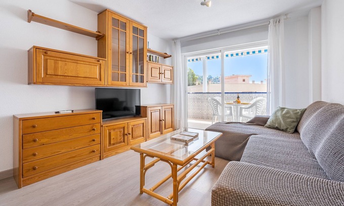 La Herradura Apartment | Apartment 'Mediterraneo 7' with Sea View, Wi-Fi and Air Conditioning