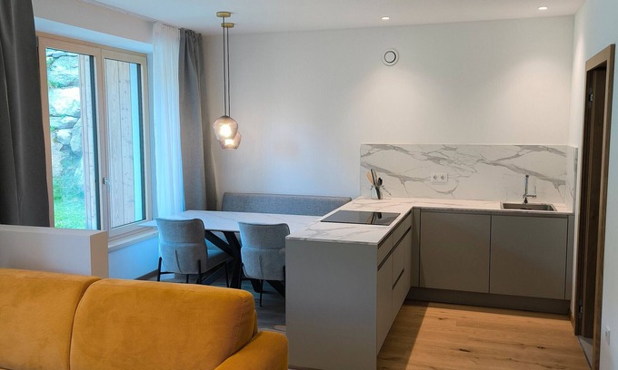 San Pancrazio Apartment | Apartment 'Naturapartments Alpreid Eiche' with Mountain View, Communal Pool and Wi-Fi