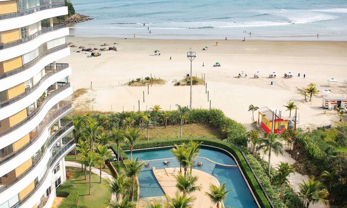 Sao Lourenco Apartment | Apartment on the beach with sea view