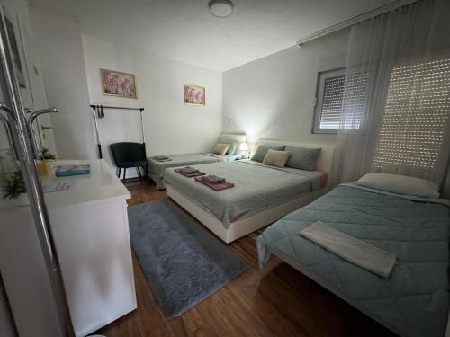 Zavala Apartment | Apartment On the way