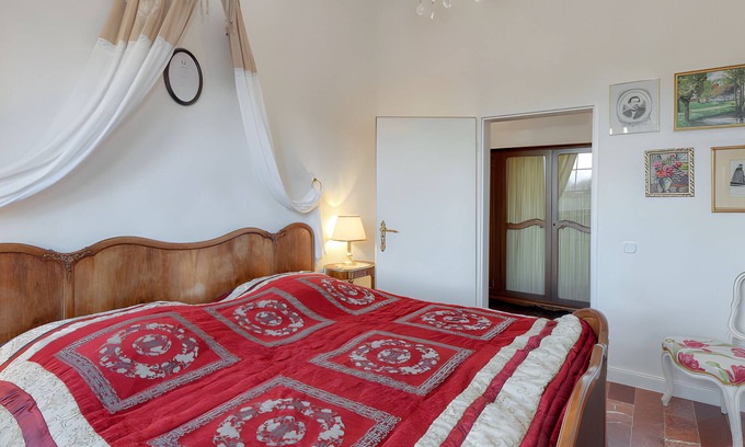 Horsbull Apartment | Apartment 'Panorama Suite' with Shared Garden and Wi-Fi