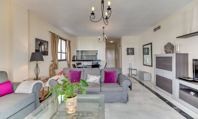 Puerto Banus Apartment | Apartment 'Puerto Banus2 Beachfront and Pools' with Shared Pool, Wi-Fi and Air Conditioning