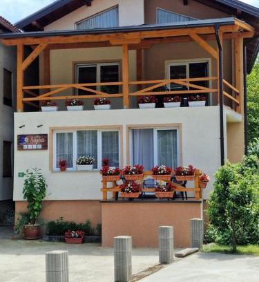 Kulen Vakuf Apartment | Apartment Sajra