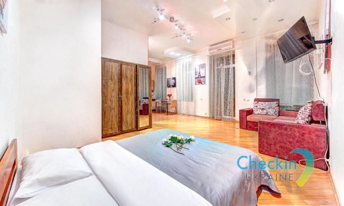 Kyiv Apartment | Apartment Velyka Vasylkivska 66