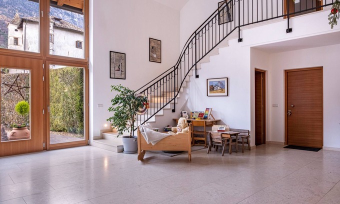 Berg/Monte Apartment | Apartment "Weingut Lahn zu Eppan Gleif" with Mountain View, Garden & Wi-Fi