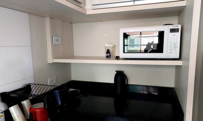 Londrina Apartment | Apartment with air, prox to the racetrack!