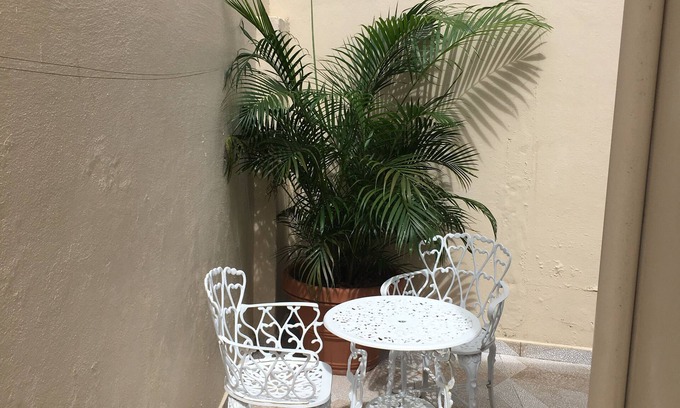 Toninhas Apartment | Apartment2 for up to 4 people, 2 minutes' walk from the beach with air conditioning and barbecue