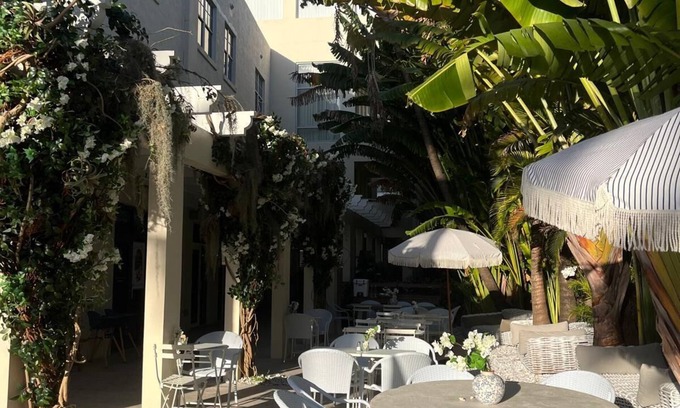 South of Fifth Apartment | Apartments at 100 Collins