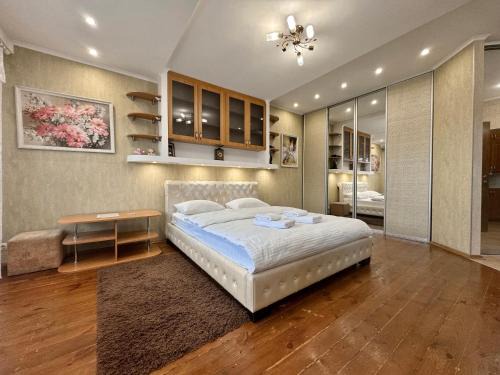 Podil Apartment | ApartPoltava Стильна квартира біля Білої Альтанки, серце Полтави