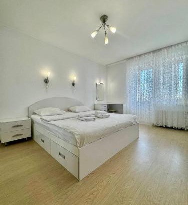 Sukhinovka Apartment | ApartPoltava Стильні білосніжні апартаменти, 2-ОКРЕМІ кімнати , документи для відрядження , банківський чек