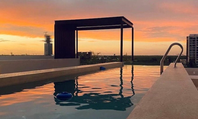 Merida Municipality Condo | Aposento - Private pool, gym & panoramic rooftop by LAHOS