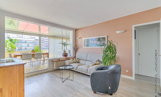 Le Pharo Apartment | Appart de Charme77M2 Box, Catalans Pharo, natural sand beach, old port, bus at50M
