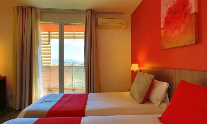 Clemenceau Apartment | Appart'Hotel Sea & Golf City Perpignan Center* - Comfort Twin Studio 1 or 2 People Balcony