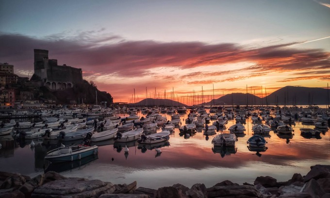 Pugliola Apartment | Appartamenti Vacanza Terre Di Liguria Trilocale Balcone 4 Pax