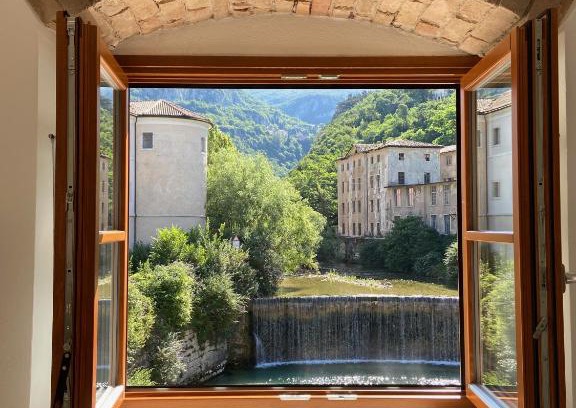 Rovereto Apartment | Appartamento Borgo San Tomaso, tra storia e natura