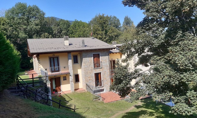 Roncoscaglia Apartment | Appartamento Immerso nel Bosco, a Pochi Passi dal Centro