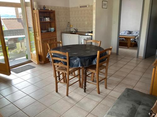 Abbenans Apartment | Appartement avec terrasse