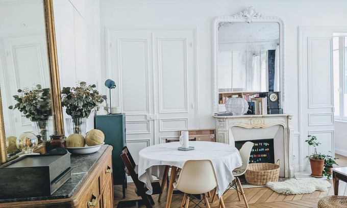 L'Europe Apartment | Appartement Haussmannien Familial