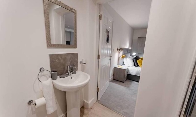 Halifax Apartment | Apt 2 Prescott Court Halifax