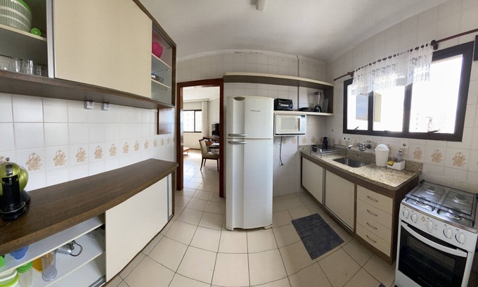 Vila Alzira Apartment | Apt in Guaruja, 3 min walk from Asturias beach