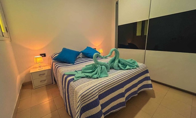 Valle de San Lorenzo Apartment | Apt La Promesa suitable for couples.