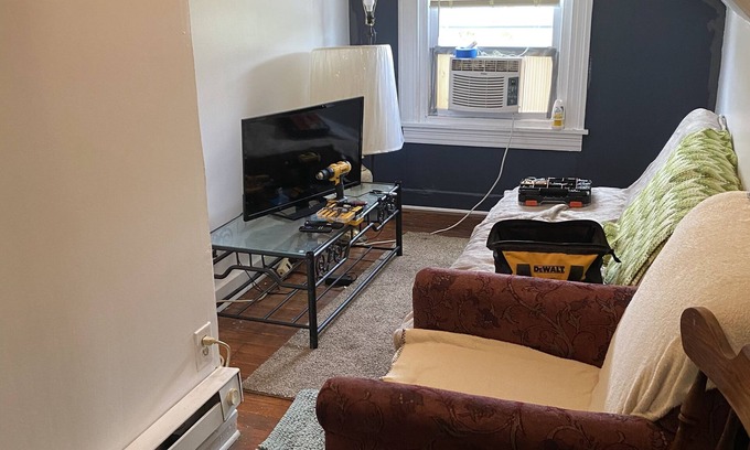 Olney-Oak Lane Apartment | Apt near Temple, St. Christ, Jean, Abington