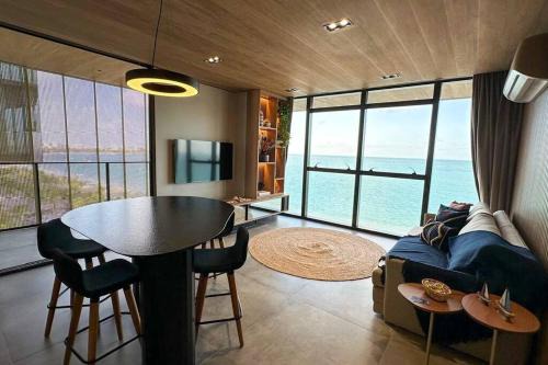 Pajucara Apartment | Apto Luxo Beira-Mar com Varanda de Frente para o Mar da Praia de Pajuçara NT1207