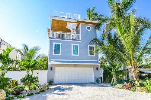 Bradenton Beach House | Aqua Paradise