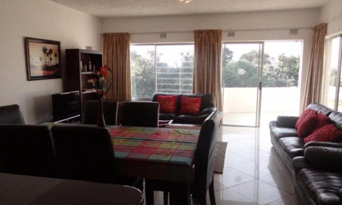 Margate Beach Villa | Arabella No. 2