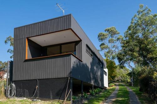 Faulconbridge House | Architecturally Designed Nature Lovers Delight