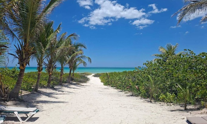 El Cuyo Apartment | Arena y Mar Beachfront House, El Cuyo by The Spot Rentals