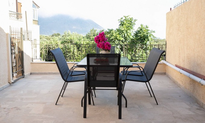 Areopoli Apartment | Areopoli central apartment in Areopoli,Mani