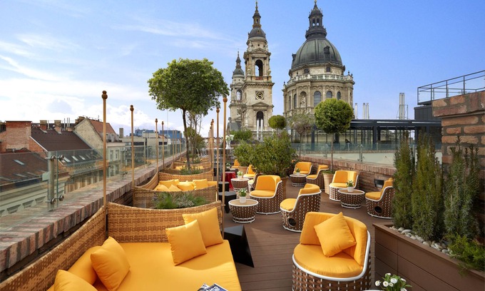 Belvaros - Lipotvaros Hotel | Aria Hotel Budapest by Library Hotel Collection