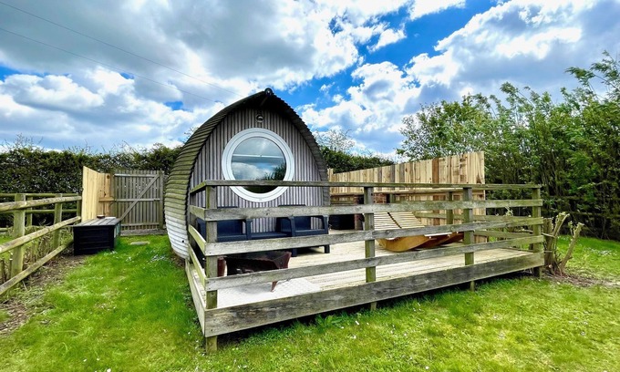 Brightlingsea Cabin | Armadilla 1 at Lee Wick Farm - cozy glamping for 2 adults with optional hot tub